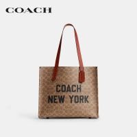 ราคา COACH กระเป๋าโท้ท กระเป๋าทรงสี่เหลี่ยมผู้ชายรุ่น Relay Tote Bag 34 In Signature Canvas With Coach Graphic CY809 XJ3 สีหลากสี (24486790396)
