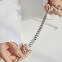 ราคา SWAN Diamond Chain Necklace สร้อยคอโซ่ สร้อยคอเงินแท้ ฝังเพชรคิวบิกเซอร์โคเนีย cubic zirconia (7181562734)