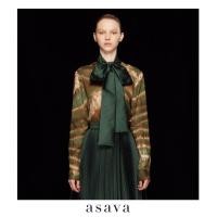 ราคา asava ss24 Tie dye Printed Bow Blouse เสื้อผู้หญิง แต่งผูกคอ คอวี แขนยาวแต่งกระดุม ผ้าลายมัดย้อม (21579379887)
