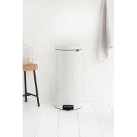 ราคา Brabantia ถังขยะ สแตนเลส แบบเท้าเหยียบ 30 ลิตร สีขาว บราบันเทีย Pedal Bin New Icon 30L White (7168400531)