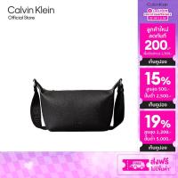 ราคา CALVIN KLEIN กระเป๋าสะพายข้างผู้หญิง Ultralight Shoulder Bag รุ่น 4K3131G UB1 สีดำ (24975152596)