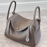 ราคา กระเป๋าใต้วงแขนหนังแท้ขนาดใหญ่ Mini Lindy Doctors Bag กระเป๋าใส่ยาแบบสะพายไหล่ข้างเดียว กระเป๋าทรงหมอน กระเป๋าสะพายข้างสำหรับวัยรุ่น (13025863533)