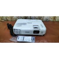 ราคา โปรเจคเตอร์ epson ebs 03 2700 ลูเมนแสงแรงๆใช้งานน้อย 606 ชั่วโมงแถมรีโมทมีช่องเสียบ HDMI ในตัว (20821013131)