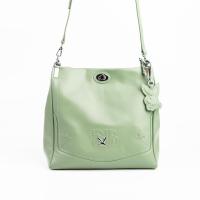 ราคา PB รุ่น Vivian Bag กระเป๋าสะพายข้างผู้หญิง รหัสST B251PB601 ดีไซน์ทรงHobo bagทรงสูงโลโก้ปั้มนูน ฟรีพวงกุญแจกระต่าย มี 2 สีOlive GreenและสีOnyx Black (23819105724)