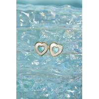 ราคา Vetiver pearl Heart shape larimar earrings ต่างหูแป้นลาริมาร์ เจียระไนรูปหัวใจ สีฟ้าอ่อน ลายธรรมชาติ ฝังด้วย Mother of pearl สีขาวทำจากเปลือกหอยมุก เงาวาว ตัดกรอบด้วยสีทอง พลังแห่งความสงบขั้นลึก งานฝี