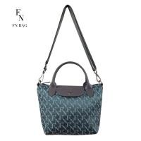 ราคา FN LITE BAG S กระเป๋าสะพายข้าง กระเป๋าถือ Hand bag shoulder bag 1309 21035 (24988774404)