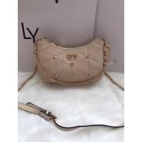 ราคา กระเป๋าสะพายข้าง LYN ทรงพอช ขนาด 8 นิ้ว 20 x 13 x 5 cm มี 2 สาย กระเป๋าประดับหมุดหน้าโซ่ มาใหม่สียีนส์ รุ่นนี้ขายดี พร้อมส่ง (23545157357)