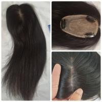 ราคา แผ่นปิดผมบางผมแท้ เสริมผมหนา มีหนังศีรษะเต็มแผ่น แสกได้ทุกทาง ย้อมสีได้ ผมยาว30cm ขนาดฐาน8 13cm silk base human hair topper (16000202764)