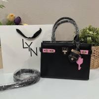 ราคา กระเป๋าสะพายข้าง Lyn 8 นิ้ว (17691114538)