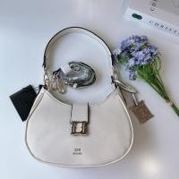ราคา กระเป๋าสะพาย lyn ทรง hobo มีสายยาวพร้อมส่ง คลอใหม่ล่าสุด มีให้เลือก 5 สี ดำ เทา ม่วง กากี เขียว (24377882480)