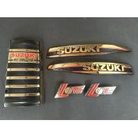 ราคา ชุดโลโก้ ครบคัน โลโก้บังแตร โลโก้ข้างถัง โลโก้ฝากระเป๋าและบังลม Suzuki RC80 Rc100 Love สีทอง Gold ของใหม่ (18032831621)