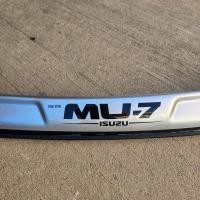 ราคา กันแมลงหน้า Isuzu mu 7 ปี 2002 2006 สีบรอนซ์ งานไทย ตรงรุ่น มีอุปกรณ์ให้พร้อมติดตั้ง (21381619694)