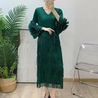 ราคา เดรสอัดพลีทคอวีของผู้หญิงเดรสขนาดพิเศษใหม่ (24249044042)