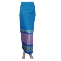 ราคา ผ้าถุงไหมลงดิ้นเย็บสำเร็จพร้อมใส่ ผ้าถุงการบินไทย ลายการบินไทย ตัดเย็บด้วยผ้าไหมทอลงดิ้นปักลายผ้านิ่ม ขนาดฟรีไซส์ (21388877945)