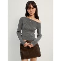 ราคา Pomelo เสื้อปาดไหล่ไหมพรมแขนยาว Knitted Oblique Cold Shouler Top (22847308233)
