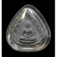 ราคา 752 พระผง ประจำวันเกิด หลวงปู่โต๊ะ เนื้อผงใบลาน ปี 2520 เนื้อหาตามภาพ เชิญพิจารณา (21496114038)