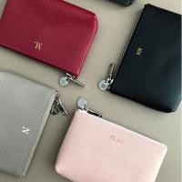 ราคา VITTcustomSTUDIO Zipper Pouch Personalized Saffiano Genuine Leather กระเป๋าสตางค์ ใส่เหรียญ รุ่นซิป หนังวัวแท้ พิมพ์ลาย saffiano สแตมป์ชื่อ (5849852881)