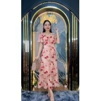 ราคา ชุดเดรสยาว ผ้าชีฟอง ย่นอก แขนระบาย กระโปรงระบายชาย1ชั้น ลายดอก (24556126150)