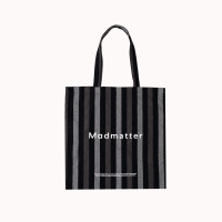 ราคา Madmatter Logo Tote Bag กระเป๋าผ้า สะพายข้าง (24803346736)