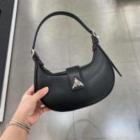 ราคา กระเป๋าสะพายข้างทรงโค้ง ck ทรงคลาสสิก แบบใหม่ (20488138306)