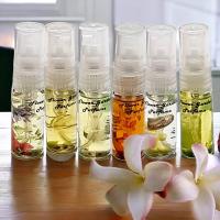 ราคา น้ำหอมดอกไม้ น้ำหอมดอกไม้ไทย น้ำหอมกลิ่นดอกไม้ไทย หอมติดทนนาน20ชม ขนาดทดลอง 3 Ml 6 กลิ่น 5ดอกไม้ จันทร์กระพ้อ ราชาวดี ไม้กษณา พุดซ้อน จำปี (6297346222)