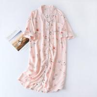 ราคา ชุดนอนผ้าไหมคอตตอนสำหรับผู้หญิงในช่วงฤดูร้อน แขนสั้น สีพื้น ชุดนอนผ้าไหมคอตตอน ชุดนอนผ้าฝ้ายเทียม ชุดคลุมเปิด ชุดกระโปรงยาวปานกลาง (24262616374)