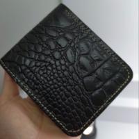 ราคา ใหม่ กระเป๋าสตางค์หนังวัวแท้ อัดเป็นลายจระเข้ ดูเสมือนจริง ใบสั้น กระเป๋าสั้น 2 พับ TP984 (22436168366)