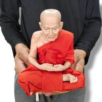 ราคา หลวงปู่ทวด วัดช้างให้ งานแอร์บัส หน้าตัก5นิ้ว งานไฟเบอร์หุ่นขี้ผึ้งห่มจีวรเสมือนจริง (19625487684)