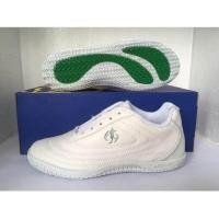 ราคา รองเท้าผ้าใบนักเรียนฟุตซอล Breaker รุ่น BK 30 (19652751538)