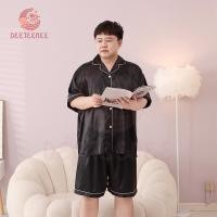ราคา deeteenee ชุดนอนสีพื้น ชุดนอนผู้ชาย Plus Size ชุดนอนคู่ ชุดนอนบิ๊กไซส์ แขนสั้น ขาสั้น ผ้าซาติน ผ้าเย็นใส่สบาย (23593900214)