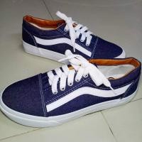 ราคา รองเท้าเซฟตี้ผ้าใบหัวเหล็กสียีนส์V (9957881380)