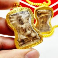 ราคา พระมเหศวร พิมพ์ใหญ่ กรุวัดพระศรีมหาธาตุ งานเลี่ยมทองไมครอนเกรดAกันน้ำ บูชาเสริมด้านแคล้วคลาดคงกระพันชาตรี หนึ่งในเบญจภาคี (12275861962)