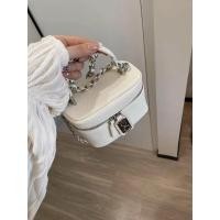 ราคา กระเป๋าสะพายข้างทรงกล่องแบบเกาหลีพร้อมโซ่ กระเป๋าสะพายข้างแบบสะพายข้างได้ทั้งสองข้างพร้อมหัวเข็มขัดแบบซิป กระเป๋าสะพายข้างทรงสี่เหลี่ยมเล็ก (23499084563)