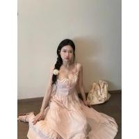 ราคา ชุดเดรสยาวคอฮอลเตอร์ลูกไม้สีชมพูแฟชั่นฤดูใบไม้ร่วงเอวเข้ารูปสไตล์เค้ก A Line ชุดไปเที่ยวฤดูร้อน ชุดเดรสยาวแขนกุดคอวี (24652842046)