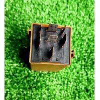 ราคา รีเลย์ที่ปัดน้ำฝน BMW e46 มือสองของแท้ (24654707556)