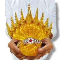 ราคา พญานาคราชประทานทรัพย์ 9เศียร พระวรกายประดับกากเพชรสีทอง บูชาและผ่านพิธีมาจากคำชะโนด งานเรซิ่นลงสีปิดทองแต่งองค์ (19634439697)