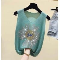 ราคา เสื้อแขนกุดไหมพรม คอวี แต่งลายดอกไม้ปักตรงกลาง ผ้าวิ้งๆเล่นแสง ใส่แล้วไม่คันผ้านิ่มใส่สบายสไตล์อเนกประสงค์จัดส่งจากกทม (24620177649)