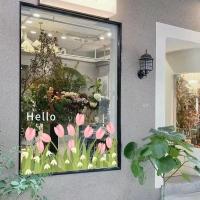 ราคา Comforts Home COD สติ๊กเกอร์สูญญากาศ ลายดอกไม้ ครอบครัว ร้านค้า ตกแต่งประตูกระจก สติกเกอร์หน้าต่างกระจก แปะไฟฟ้าสถิต (24924767925)