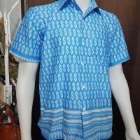 ราคา เสื้อเชิ้ตลายตะขอSสีฟ้าพร้อมส่งผ้าดีงานสวย เสื้อเชิ้ต ไม่อัดกาว ลายไทยสีฟ้าทรงผู้ชาย ลายไทยสีฟ้าทรงผู้หญิง (19447858576)