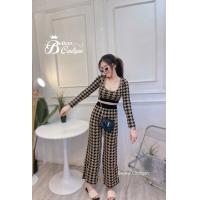 ราคา ชุดเซตผ้าไหมพรมน่ารักๆ งานเสื้อครอปเอวลอย ทรงคอยูแขนยาว จับแม็ทซ์คู่มากับกางเกงขายาว เป็นงานผ้าทอลายในตัว (15178397604)