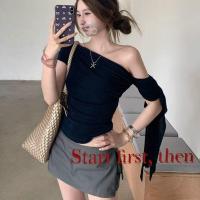 ราคา Fy เสื้อยืดแขนสั้นผู้หญิงเข้ารูปไหล่เดี่ยวเฉียงเปิดไหล่ (24409531600)