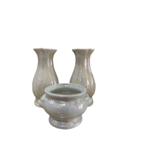 ราคา ชุดหน้าพระ ขาวมุก แจกัน กระถางธูป เชิงเทียน pearl vase เนื้อวัสดุเซรามิค เคลือบด้วยสีมุก แจกัน แจกันหิ้งพระ ชุดแจกัน แจกันสีขาวมุก แจกันเซรามิค แจกันโต๊ะหมู่บูชา แจกันมุก (21329978800)