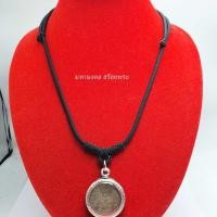 ราคา other054 สินค้าขายดี สร้อยพระพร้อมเหรียญ 1 บาท หลังครุฑ ปี 2517 ผ่านใช้ รับประกันแท้ เหลี่ยมสแตนเลสอย่างดี พร้อมห้อยคอ สินค้าจัดส่งจาก กทม (21653834801)