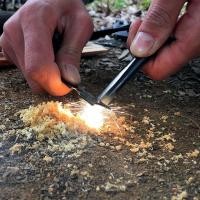 ราคา แท่งจุดไฟ รุ่น Wood19 แท่ง magnesium ที่จุดไฟอเนกประสงค์ ไม้ขีดไฟเดินป่า ที่จุดไฟในป่า แท่งแมกนีเซียม แท่งจุดไฟฉุกเฉิน ไม้ขีดไฟตั้งแคมป์ Flint Striker Fire Starter Outdoor Camping Survival Magnesium F