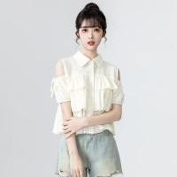 ราคา เสื้อเชิ้ตแขนสั้นลายสก็อตเปิดไหล่สไตล์เกาหลีสำหรับผู้หญิง ทรงหลวม แขนกุด ปกโปโล สีพื้น ความยาวปกติ (24937528420)
