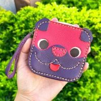 ราคา กระเป๋าสตางค์รูปหมาปั๊กน่ารัก กระเป๋าตังค์หนังวัวแท้ใบสั้น สำหรับใส่เหรียญ แบงค์ บัตร ตัดเย็บอย่างดีทนทาน ใช้ได้ทั้งผู้หญิงผู้ชาย ซิป YKK (22688325358)