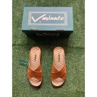 ราคา รองเท้าเพื่อสุขภาพเท้ามีปุ่มนวด รหัส2108 (22607685251)