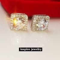 ราคา Inspire Jewelry ต่างหูเพชรเม็ดใหญ่ล้อมเพชรรอบวง เป็นรูปสี่เหลี่ยม ขาปักก้าน งานแฟชั่นชั้นนำ ดาราใส่กันเยอะมาก (21688259464)