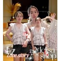 ราคา ป้าย love story เสื้อคอวีผูกหลัง แต่งระบายขนมชั้น (24845312773)