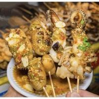 ราคา 1 แถม 4 ไข่ปลาหมึก ไข่ ปลาหมึก สด ย่าง เตาถ่าน โบราณ พร้อม น้ำจิ้ม ซีฟู้ด โบราณ อร่อยที่สุดในสุรินทร์ หอม สด ใหม่ อร่อย สะอาด ประสบการณ์50ปี (19511757333)